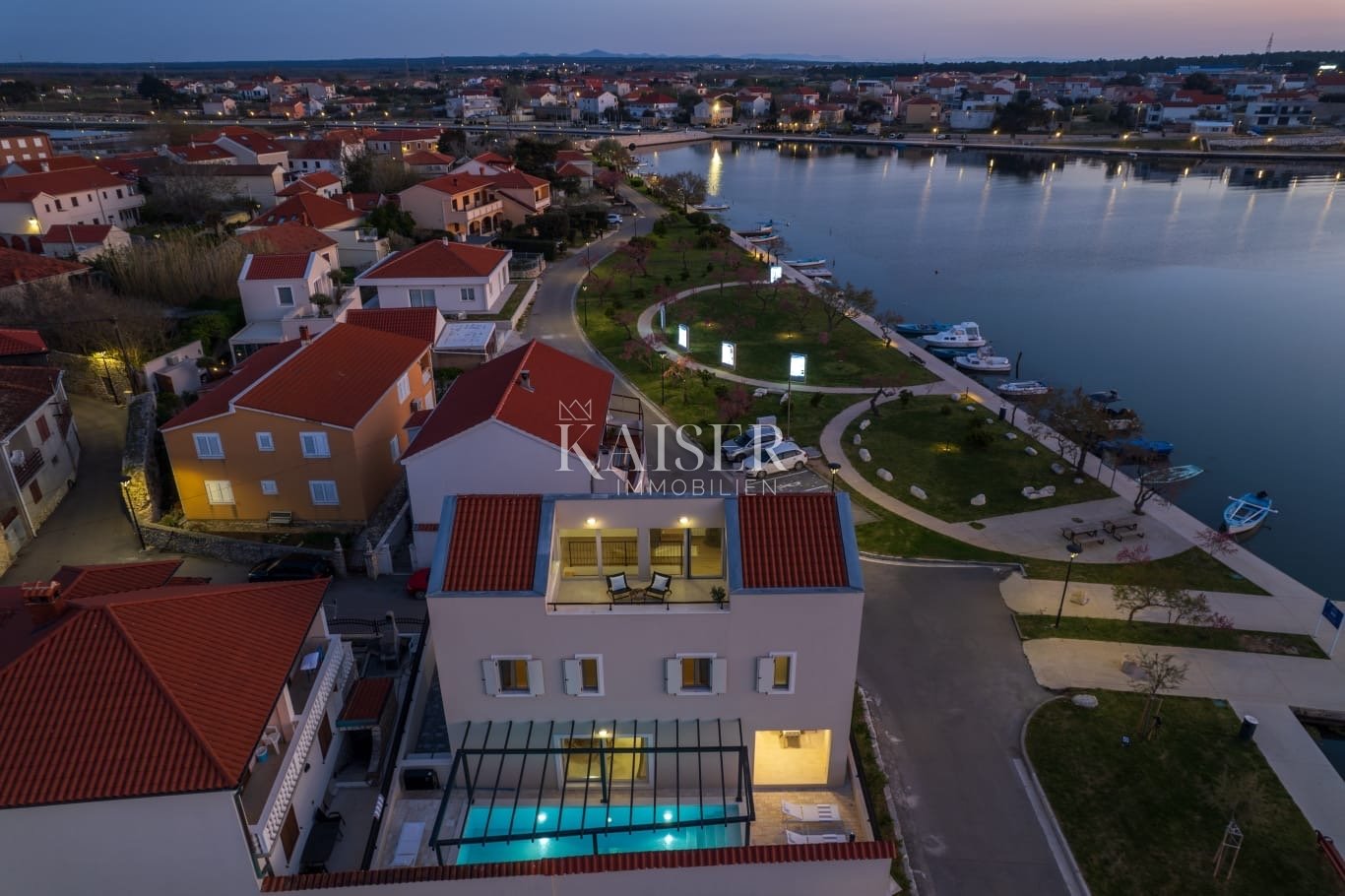 Kuća Na prodaju - Zadarska Nin - foto 1/60