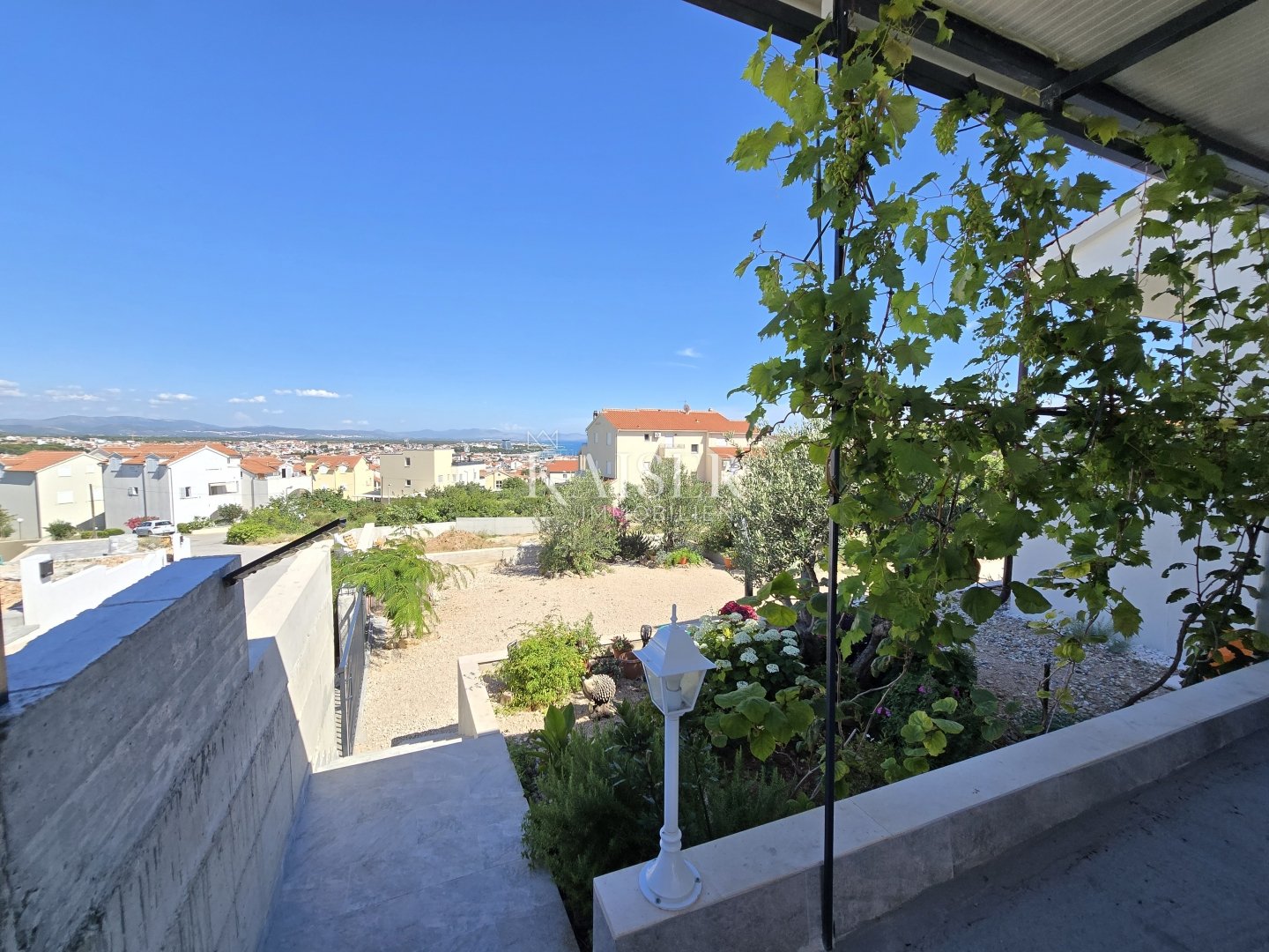 Haus Zu verkaufen - Šibensko-kninska Vodice