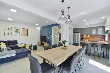 Haus Zu verkaufen -  Privlaka