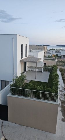 Stan na prodaju 85 m² – Brodarica