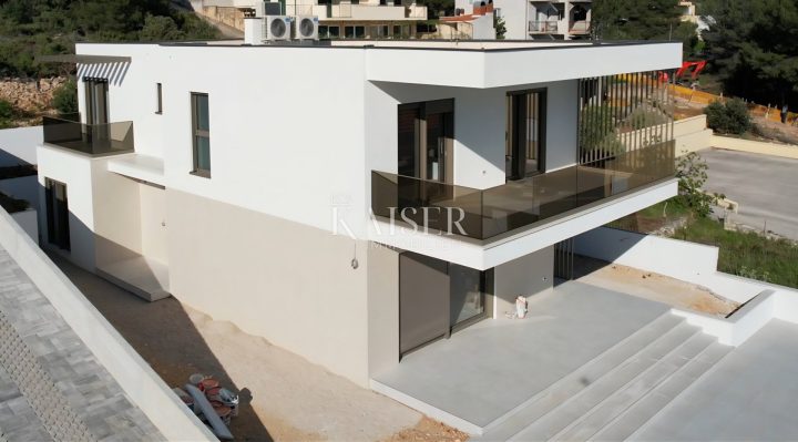 Kuća na prodaju 191 m² – Žaborić