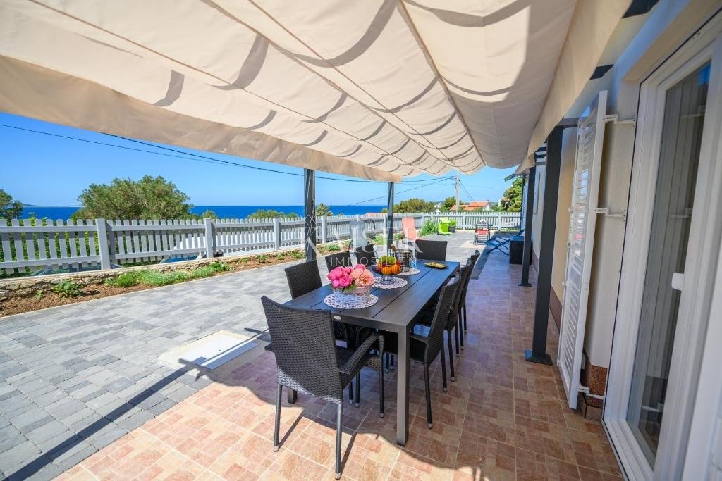 House For sale - Primorsko-goranska Cres