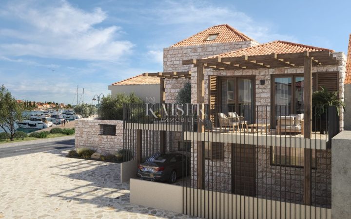 Kuća na prodaju 60 m² – Jezera