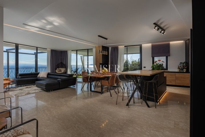 Stan za najam 237 m² – Volosko