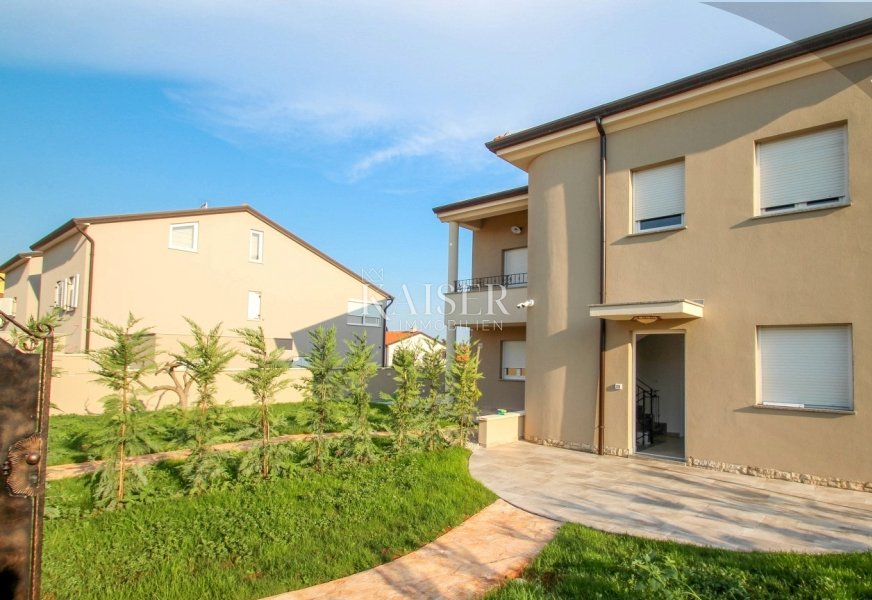 Apartment Zu verkaufen -  Novigrad