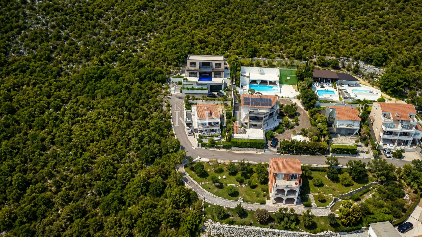 Hiša Na predaj - Primorsko-goranska Crikvenica