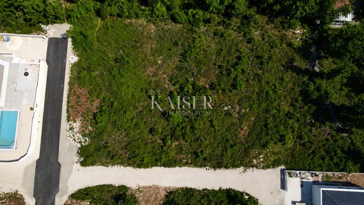 Grundstück zu verkaufen 609 m² – Peruški