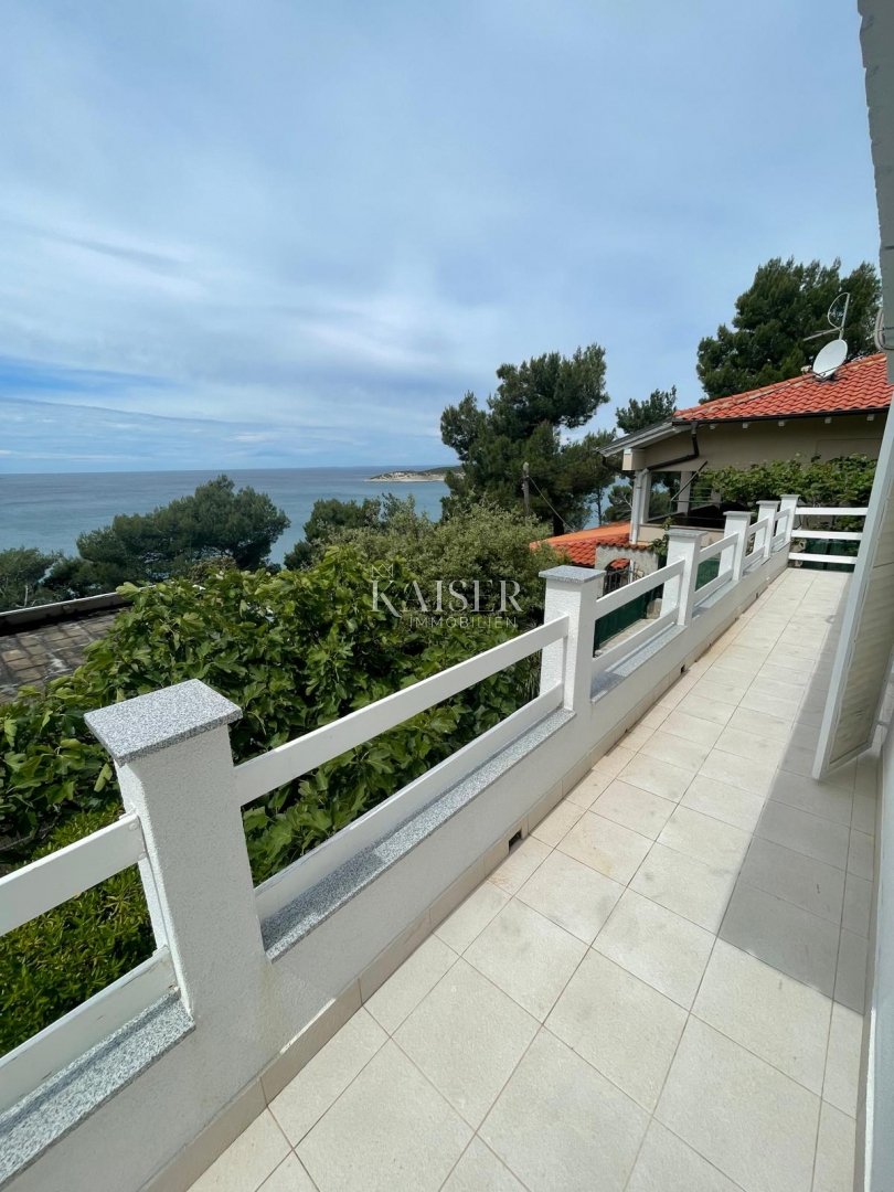 House For sale - Primorsko-goranska Cres