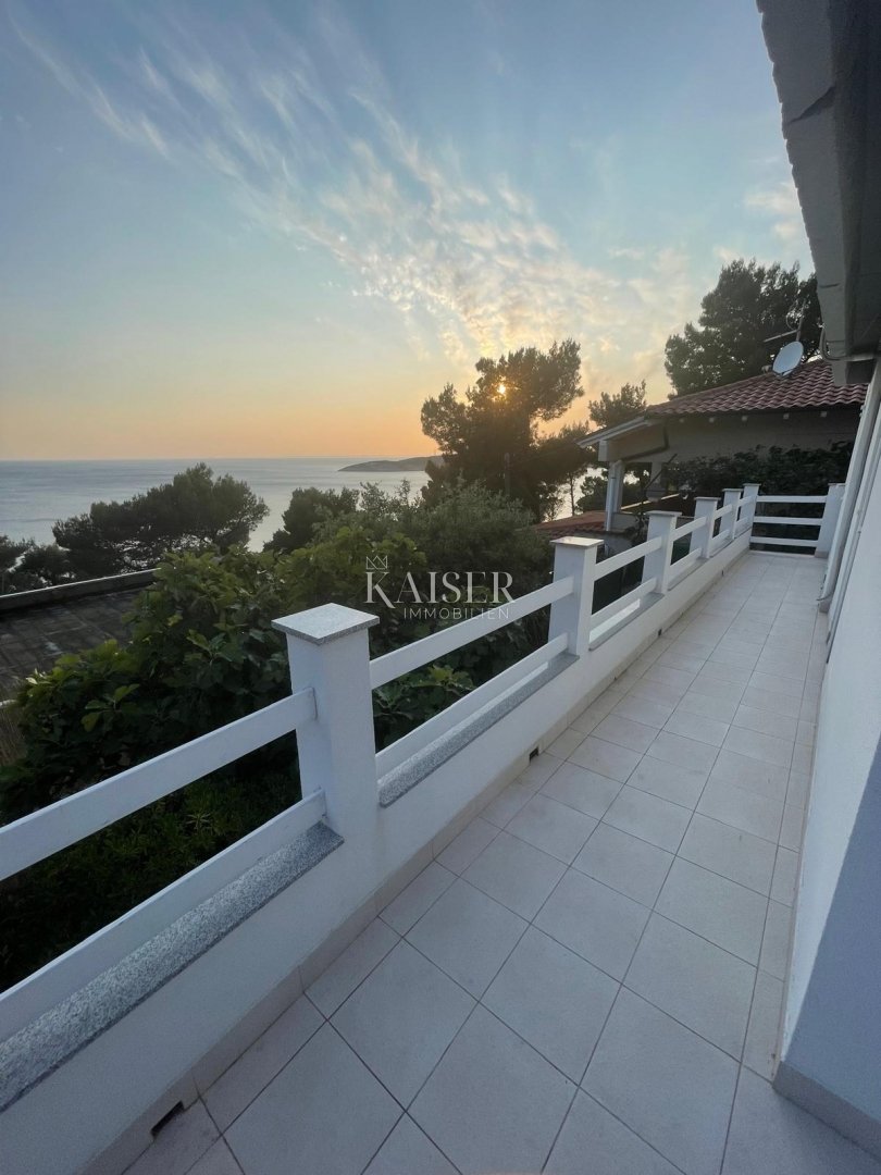 House For sale - Primorsko-goranska Cres