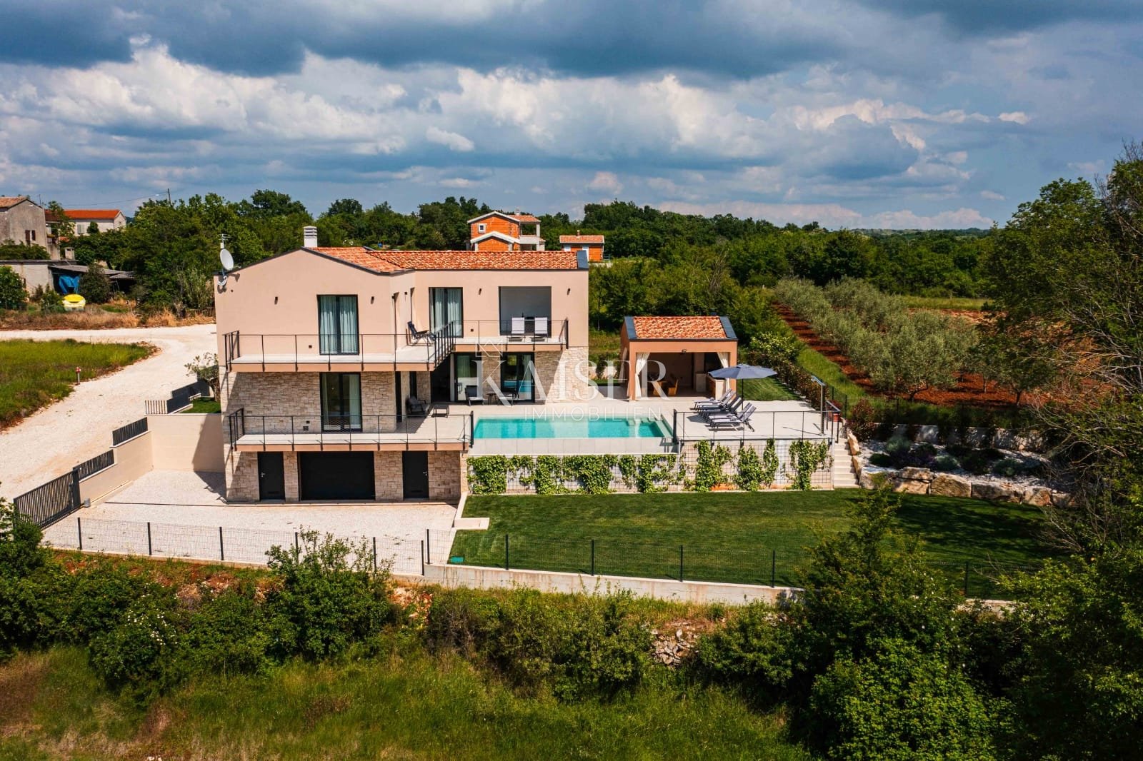 House For sale - Istarska Višnjan