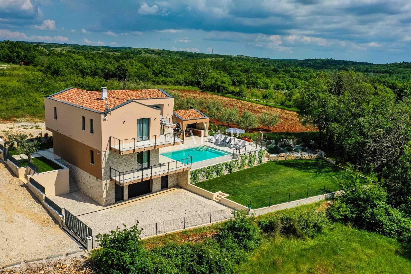 House For sale - Istarska Višnjan