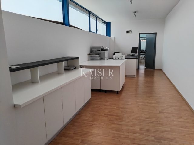 Gewerbefläche zu vermieten 100 m² – Umag