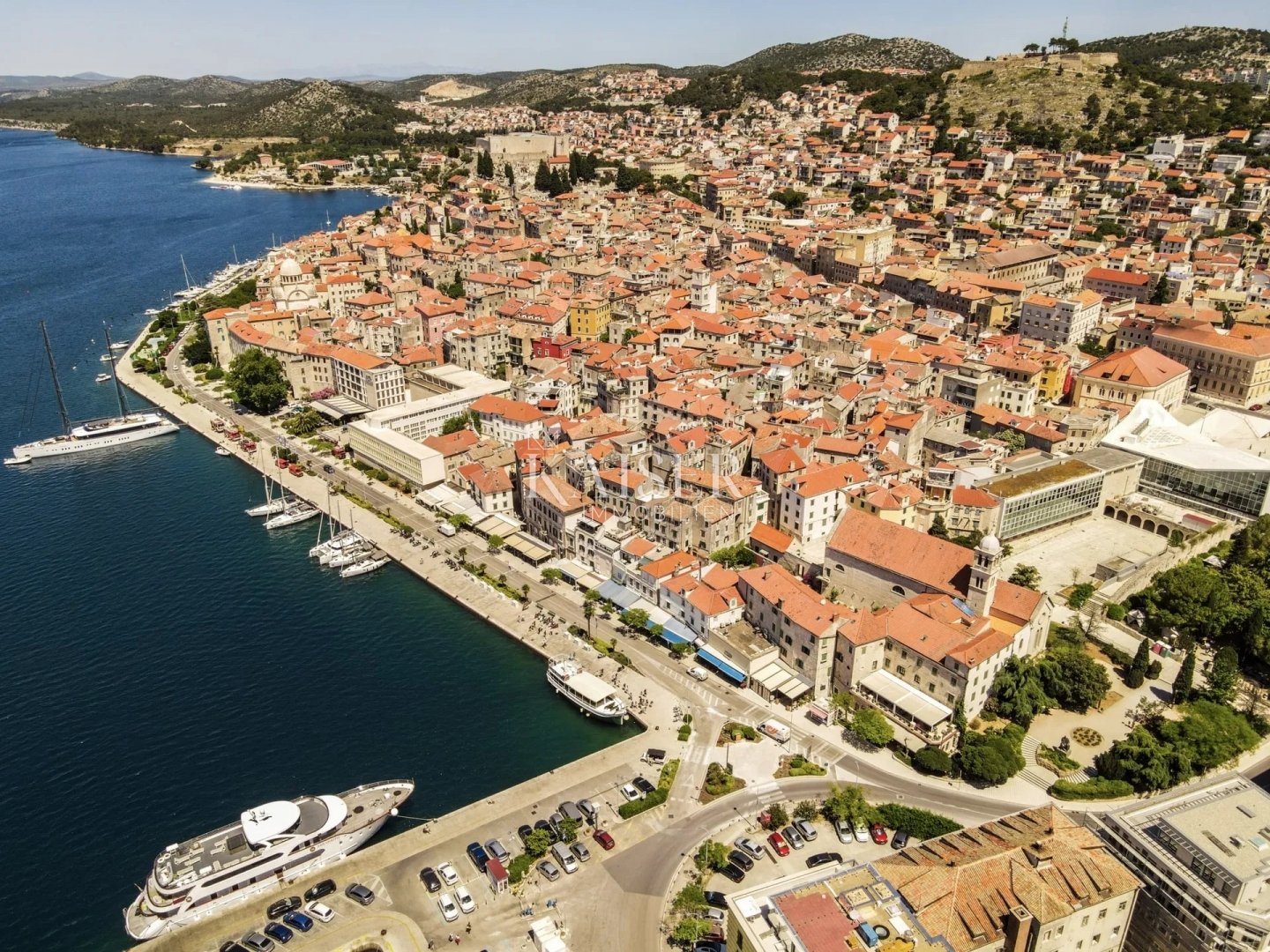 Haus Zu verkaufen - Šibensko-kninska Šibenik