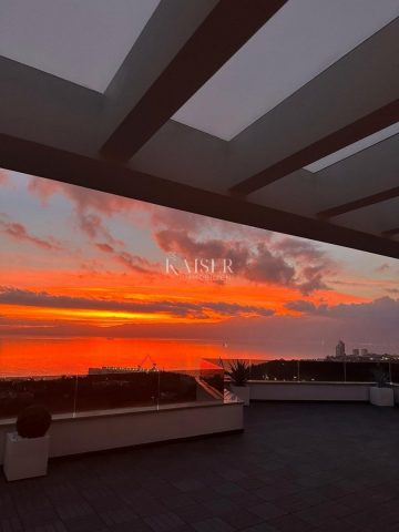 Kuća na prodaju 320 m² – Glavani