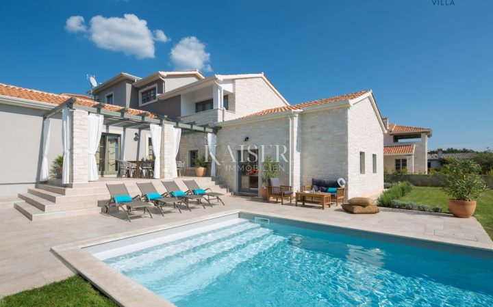 Haus Zu verkaufen — Višnjan