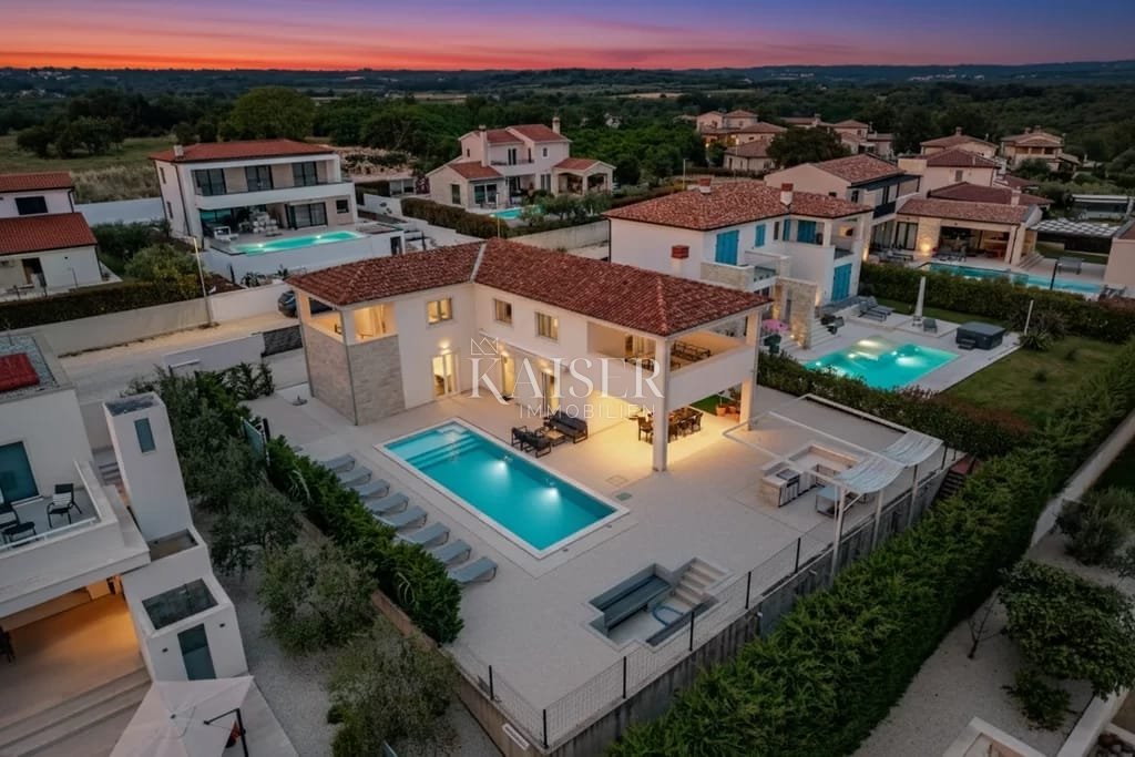 Kuća Na prodaju - Istarska Poreč