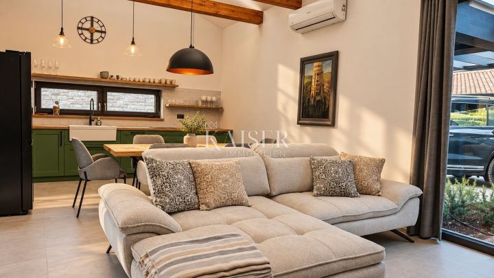Casa In vendita - Novigrad - foto 2/14