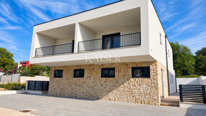 Kuća na prodaju 140 m² – Umag