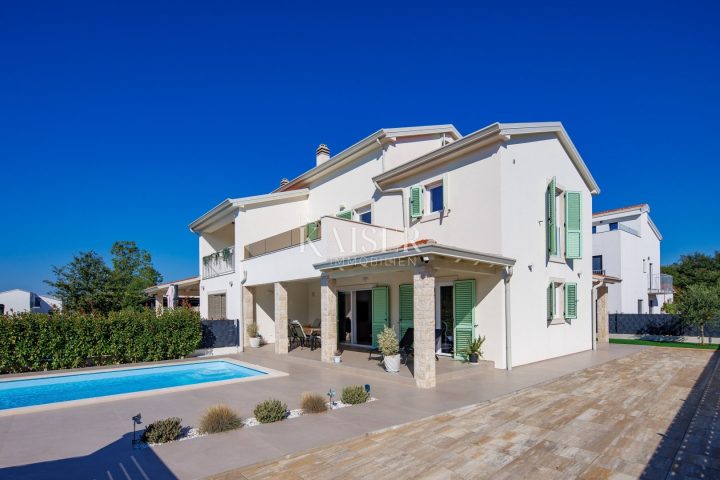 Dům na prodej 197 m² – Poreč