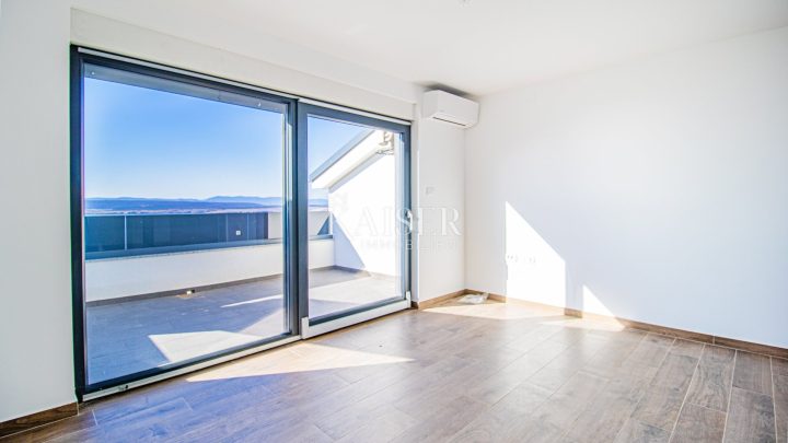 Mieszkanie Na sprzedaż - Primorsko-goranska Crikvenica - foto 2/9