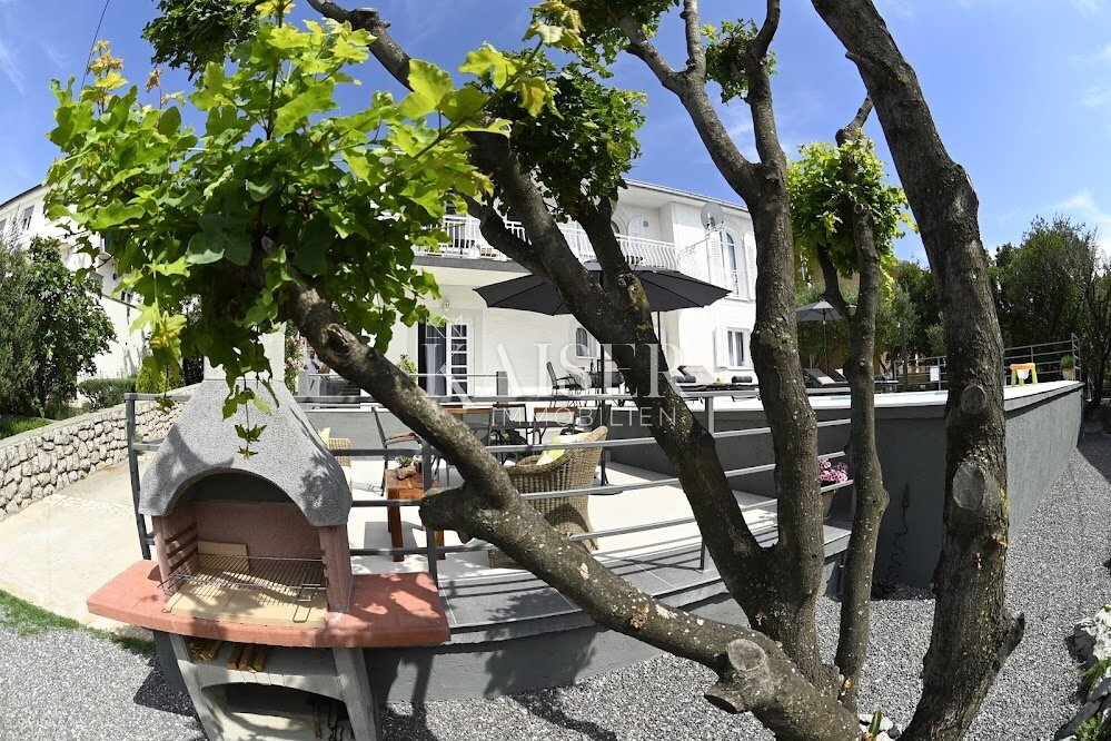 Dom Na predaj - Primorsko-goranska Novi Vinodolski