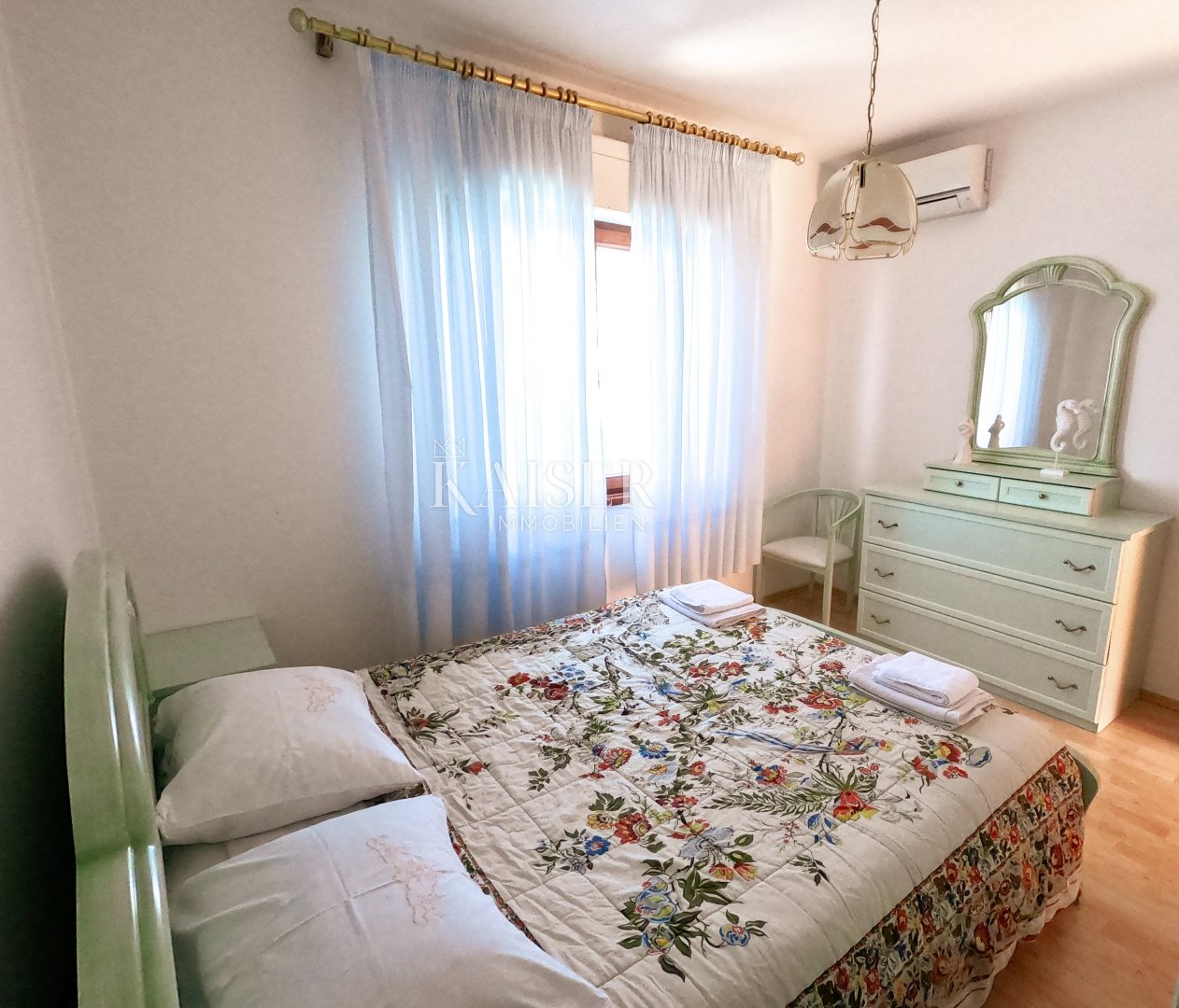 House For sale - Ličko-senjska Karlobag