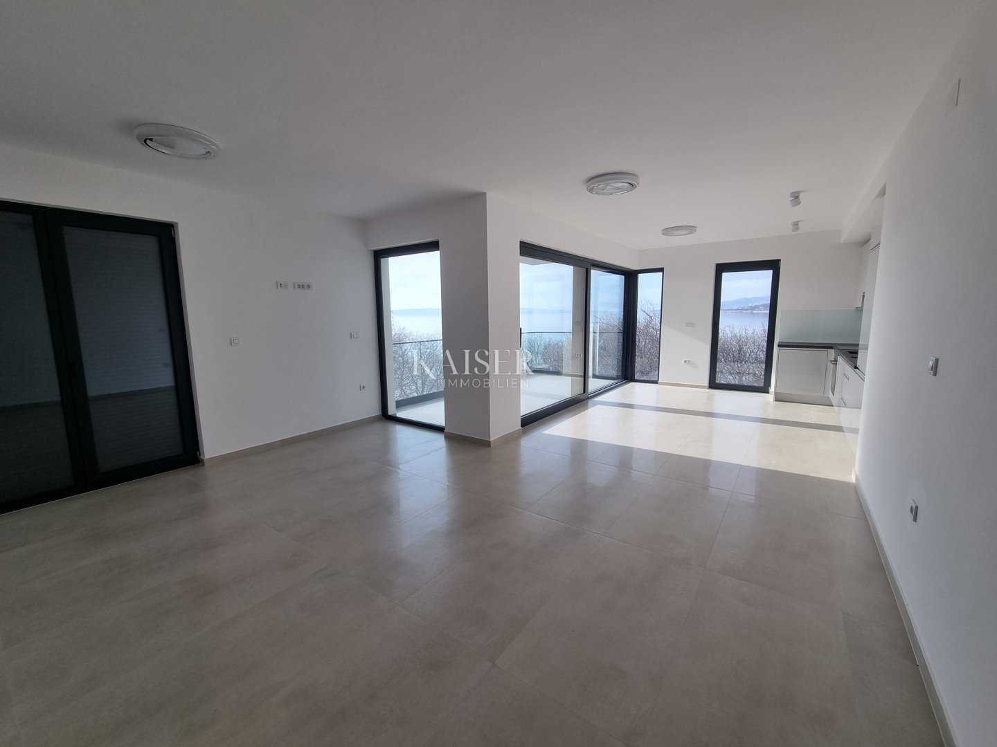 Apartmán Na predaj - Primorsko-goranska Novi Vinodolski - foto 1/9