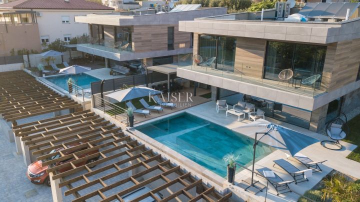 House for sale 240 m² – Baška