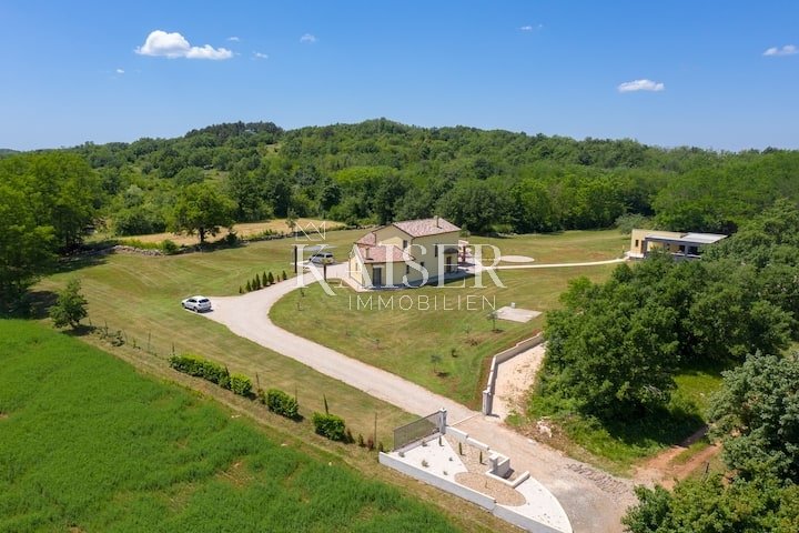 Haus Zu verkaufen - Istarska Pazin - Okolica