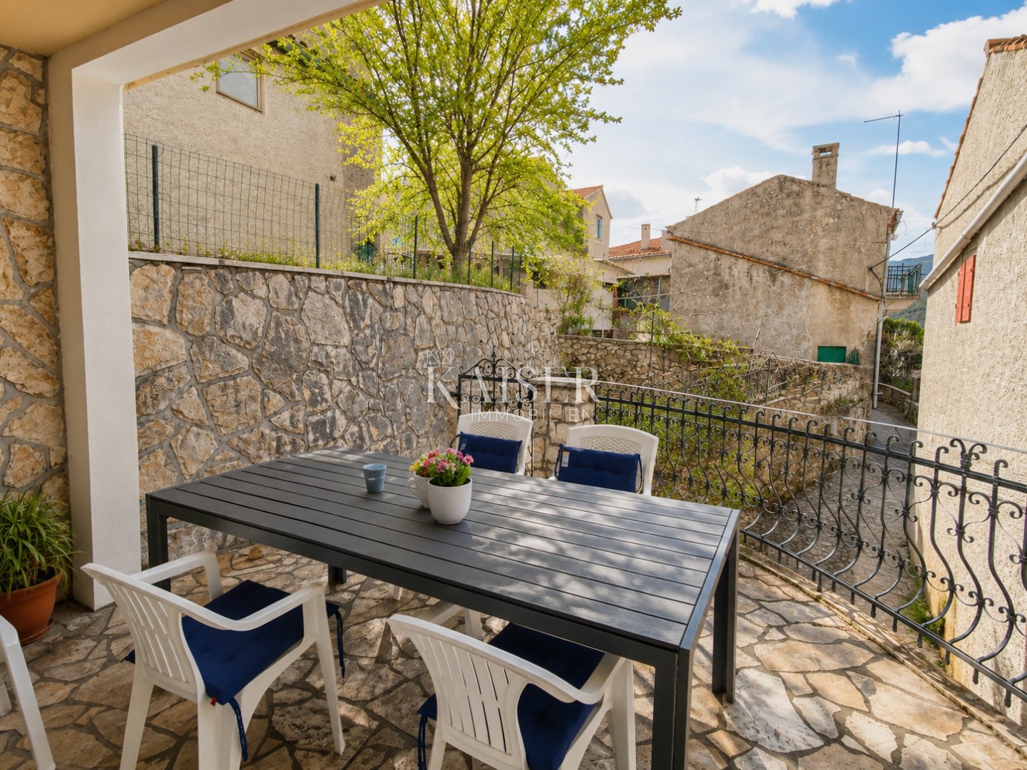 House For sale - Primorsko-goranska Cres