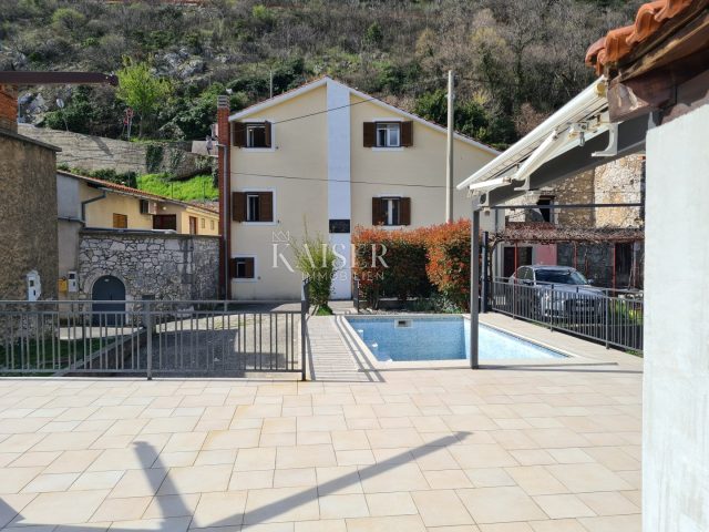 House For sale - Primorsko-goranska Vinodolska Općina - foto 2/29