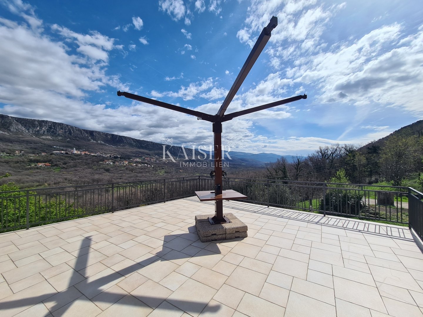 House For sale - Primorsko-goranska Vinodolska Općina