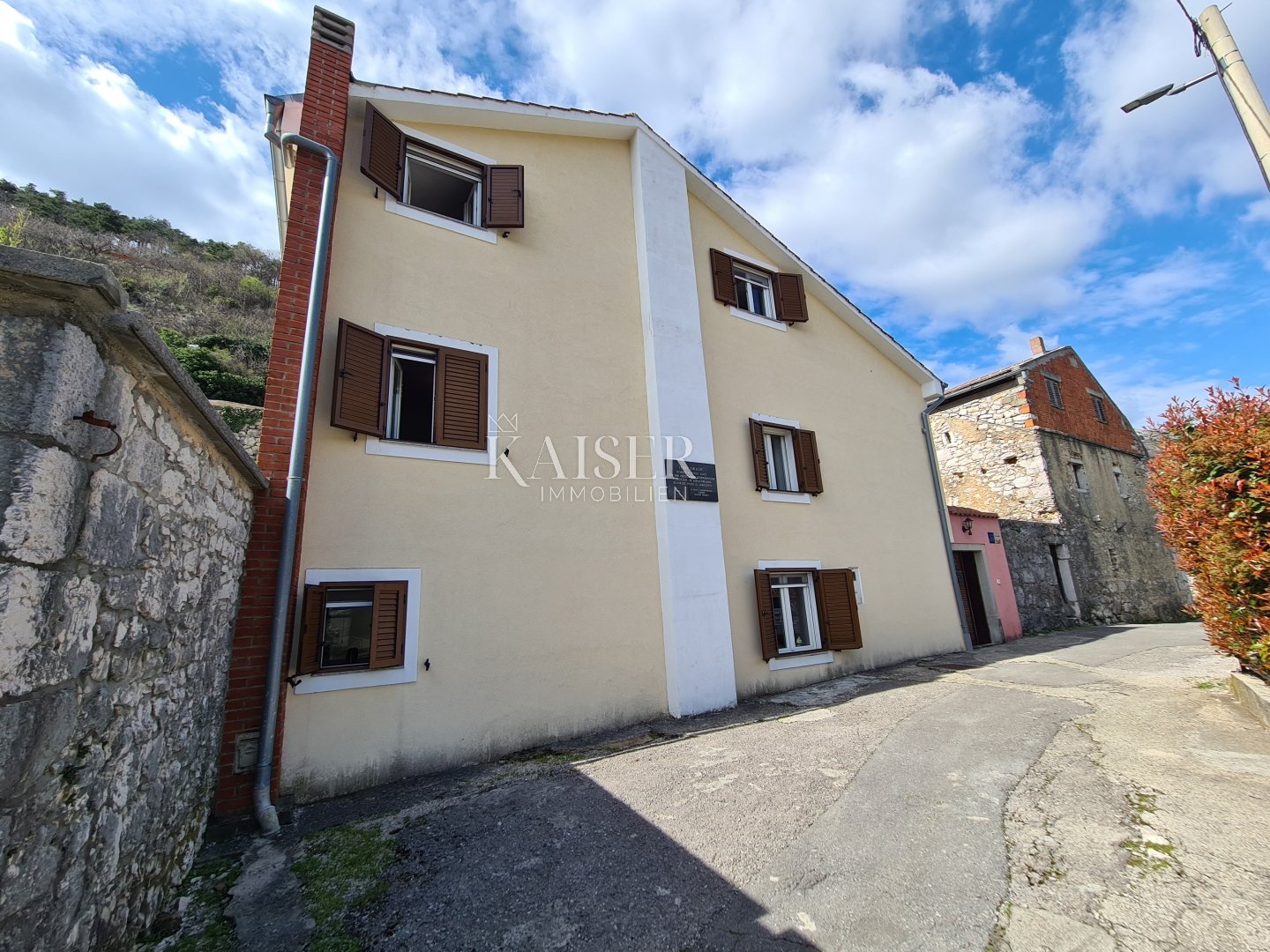 House For sale - Primorsko-goranska Vinodolska Općina
