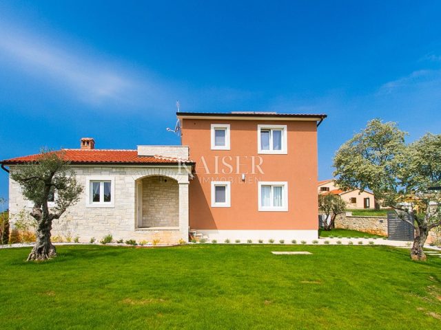 Haus Zu verkaufen - Istarska Kaštelir-labinci - foto 3/18