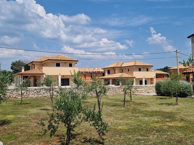 Haus zu verkaufen 155 m² – Juršići