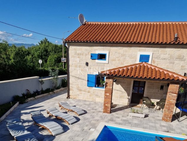 House for sale 140 m² – Gabonjin