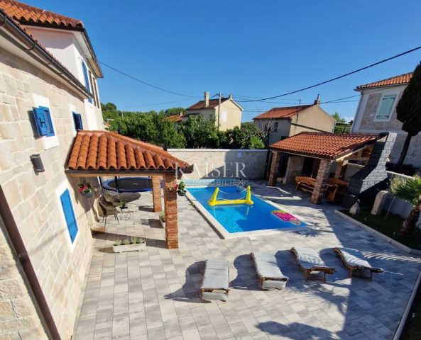 Casa In vendita - Primorsko-goranska Dobrinj - foto 3/24