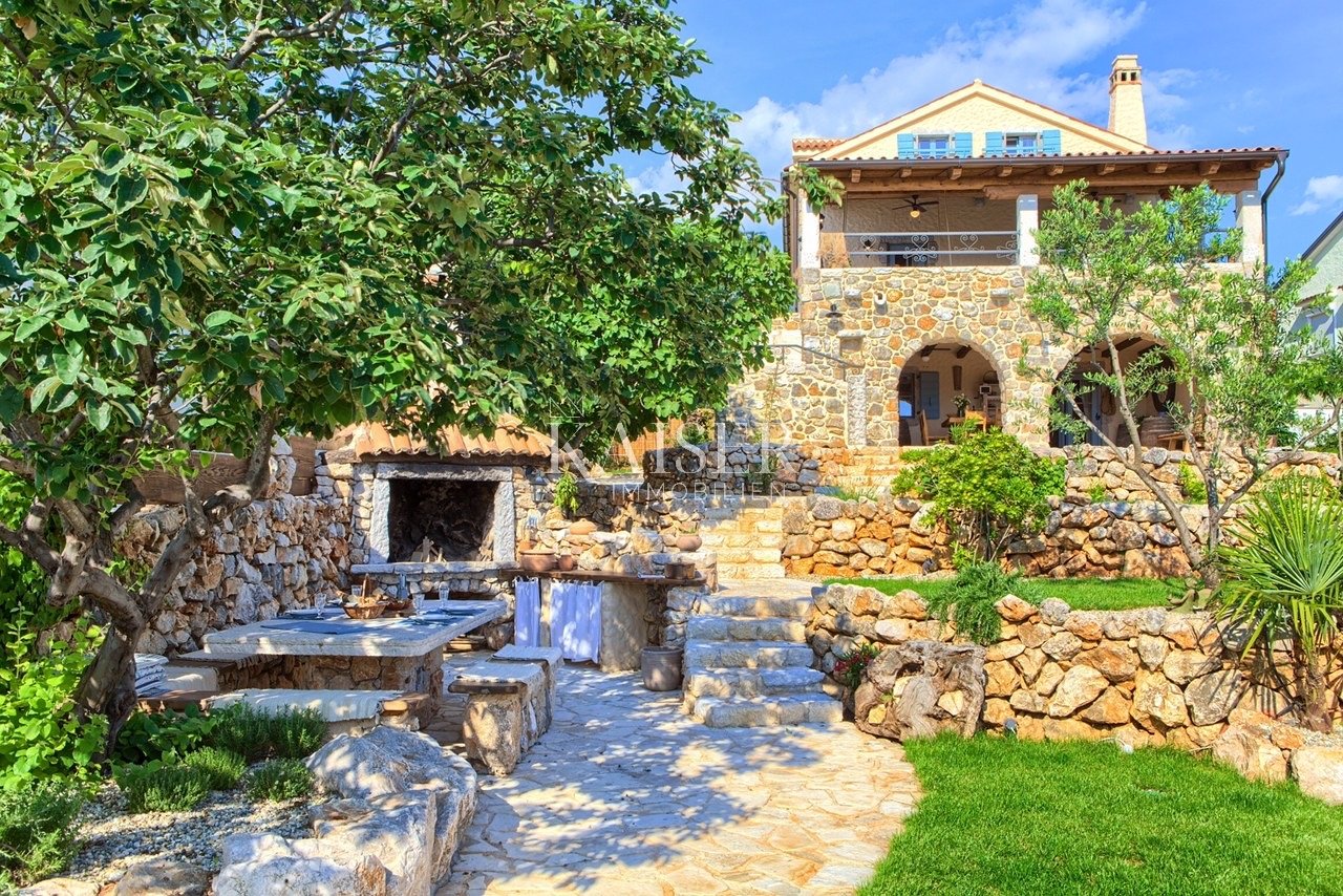 Kuća Na prodaju - Primorsko-goranska Malinska-Dubašnica