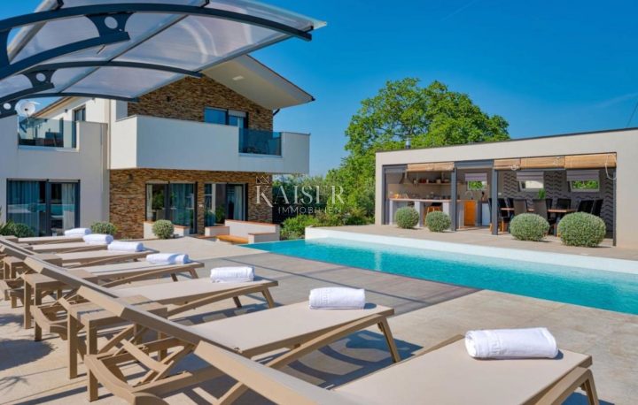 Haus zu verkaufen 380 m² – Marčana