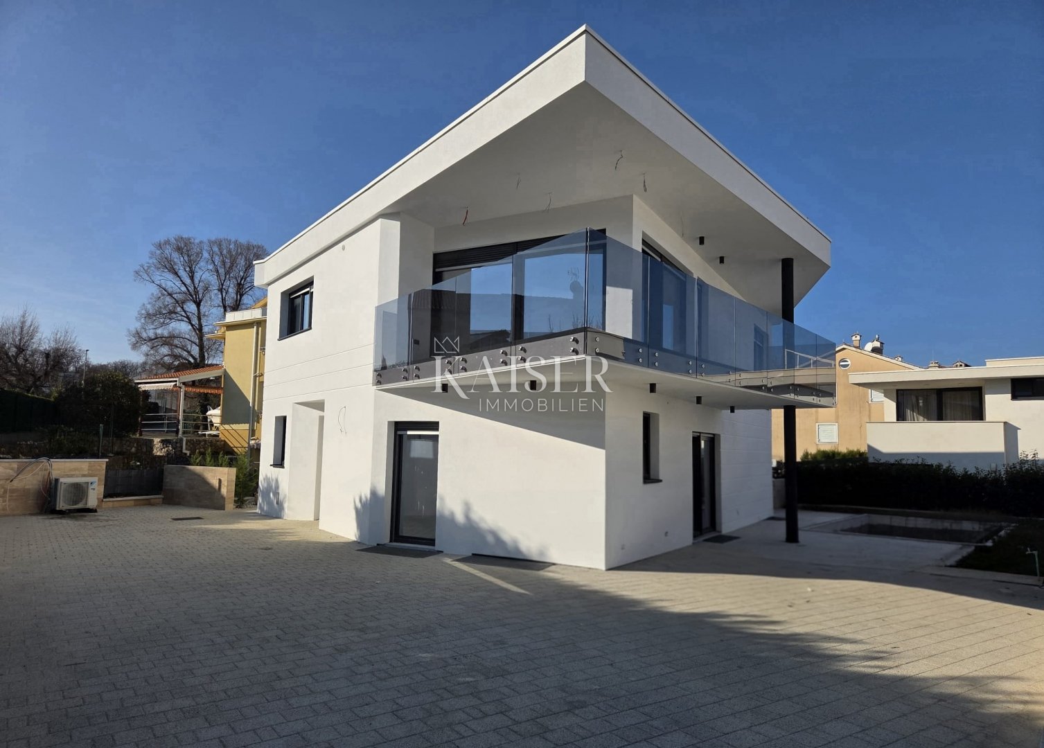 Haus Zu verkaufen - Primorsko-goranska Malinska-dubašnica - foto 1/28