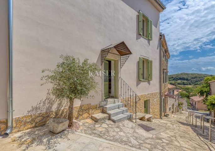 Haus zu verkaufen 120 m² – Poreč