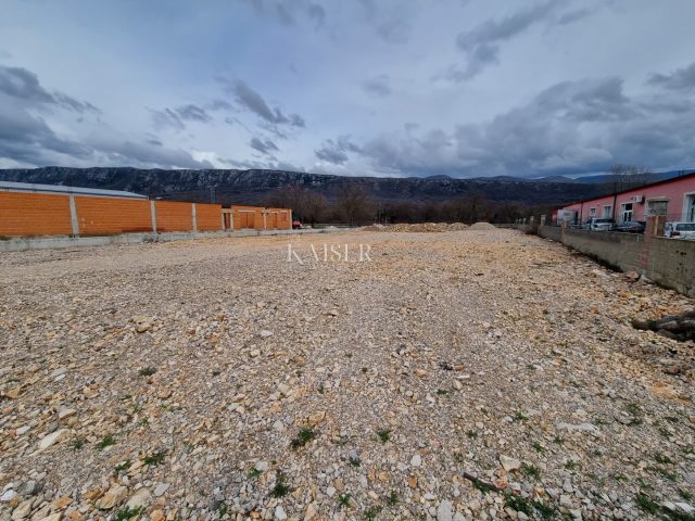 Parcela naprodaj 2106 m² – Novi Vinodolski