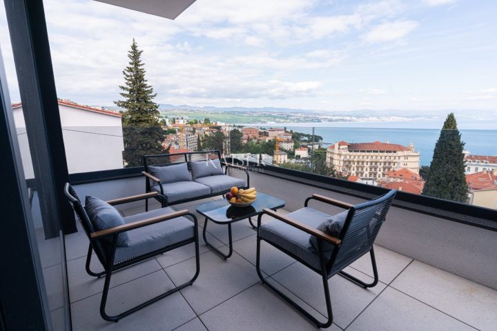 Mieszkanie Na sprzedaż - Primorsko-goranska Opatija - foto 2/16