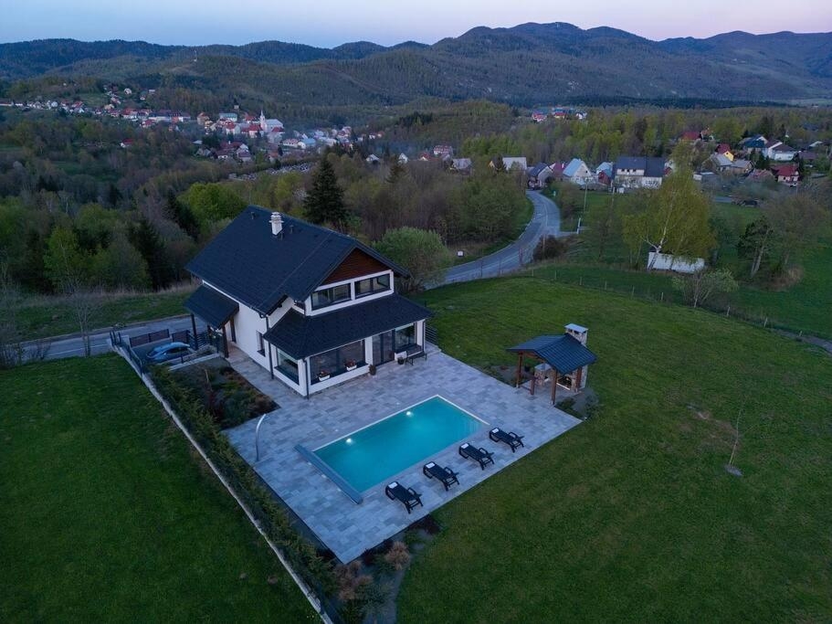 Hiša Na predaj - Primorsko-goranska Fužine - foto 4/28