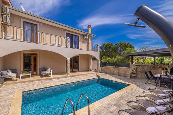 House for sale 200 m² – Krk