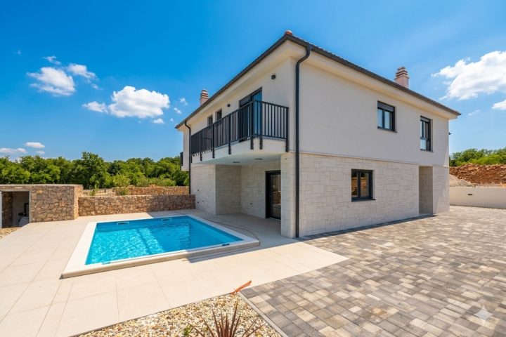 Kuća na prodaju 140 m² – Malinska-Dubašnica