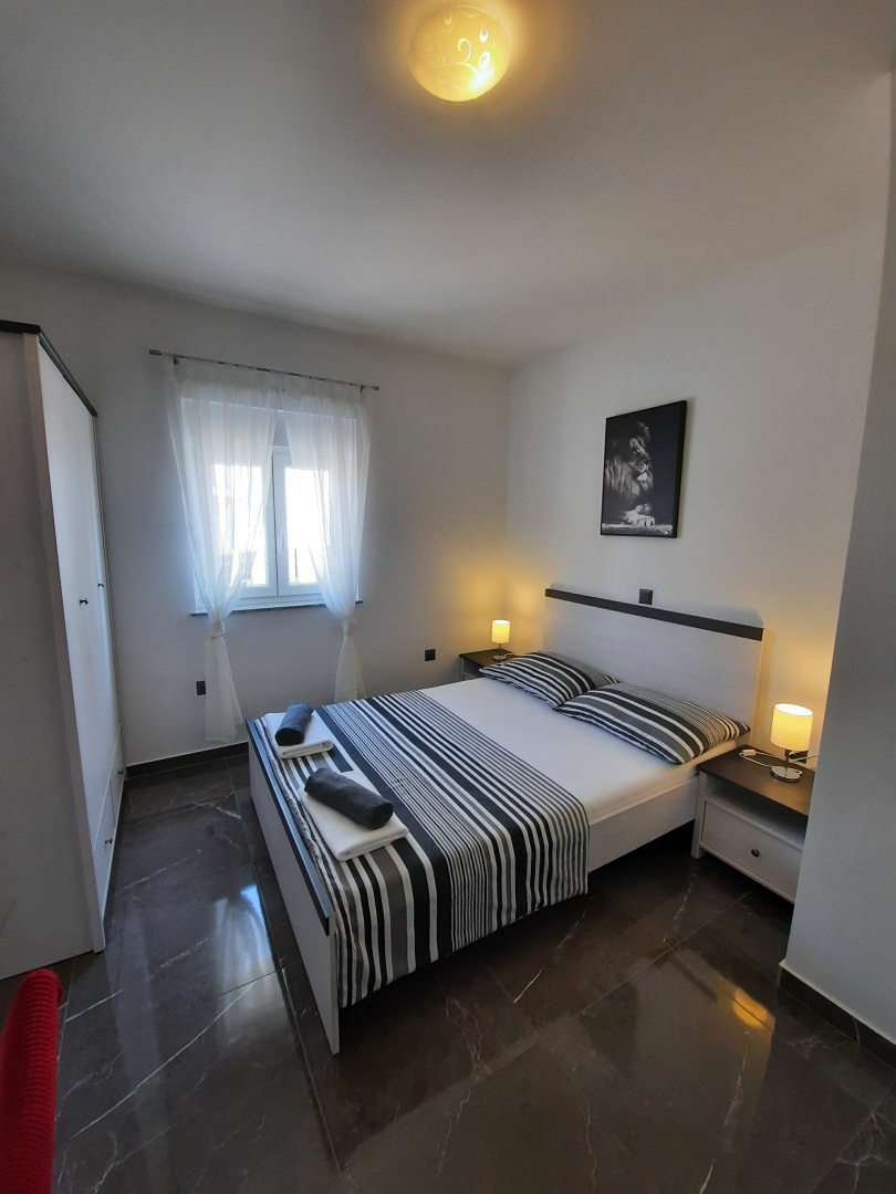 Kuća Na prodaju -  Garica