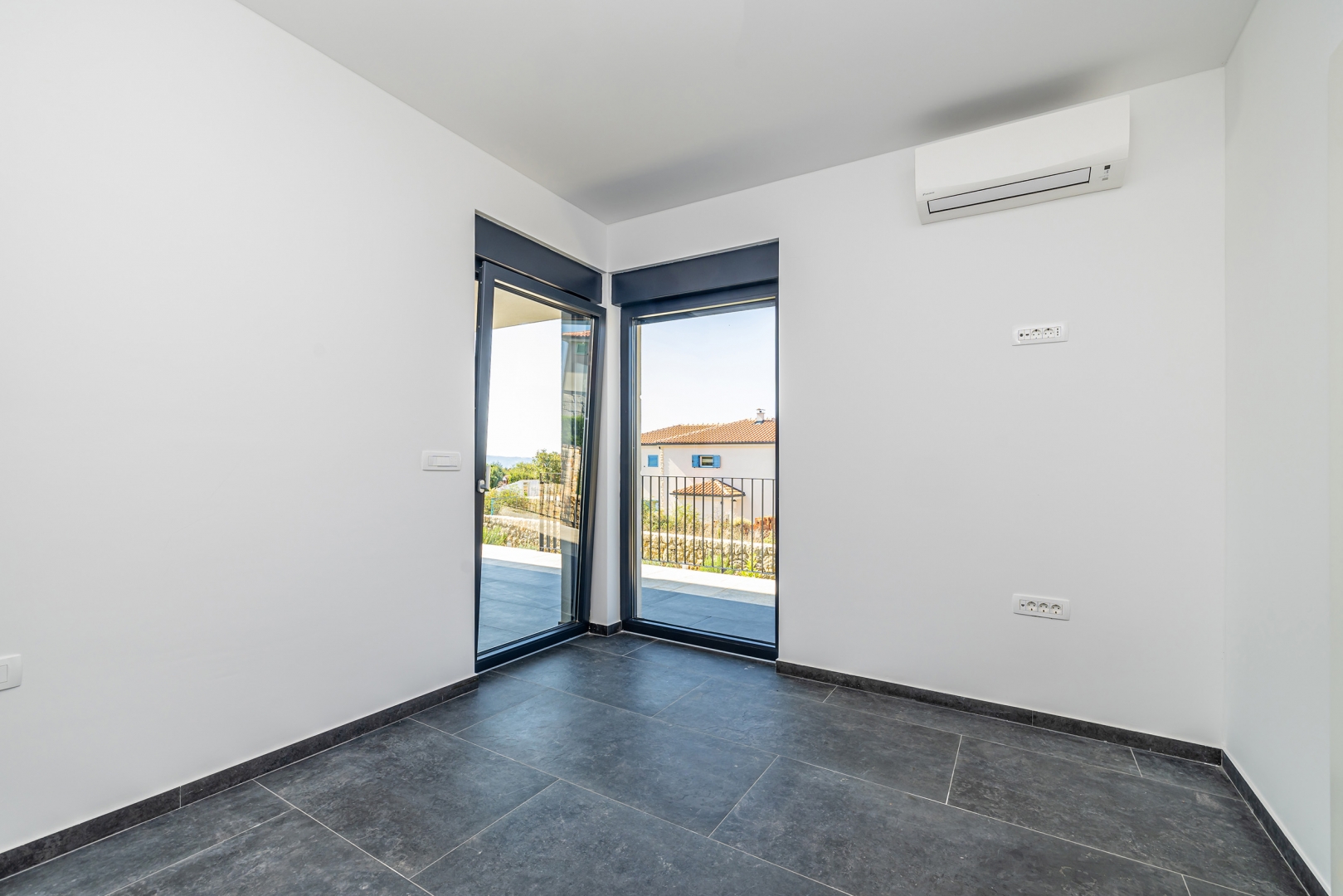 Casa In vendita -  Linardići