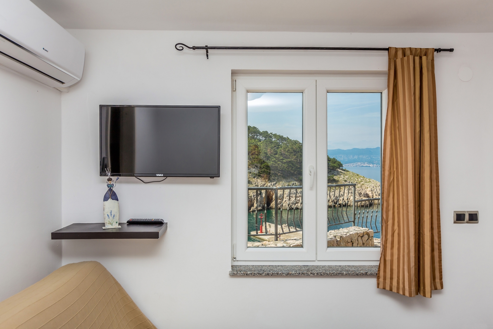 Kuća Na prodaju -  Vrbnik