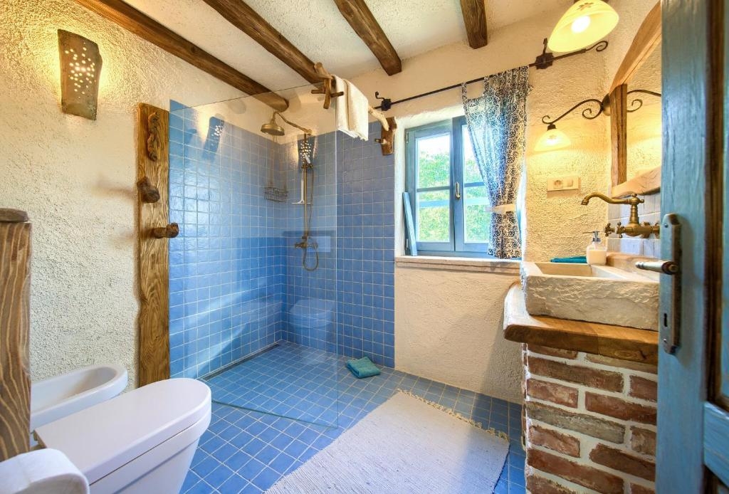 Haus Zu verkaufen - Primorsko-goranska Sveti Vid-Miholjice